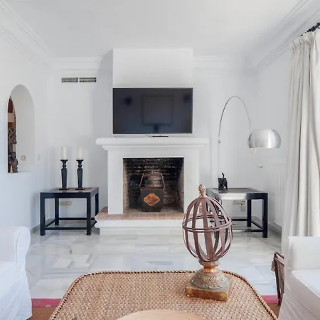 Villa Charming 4bedroom In Monteros Marbella